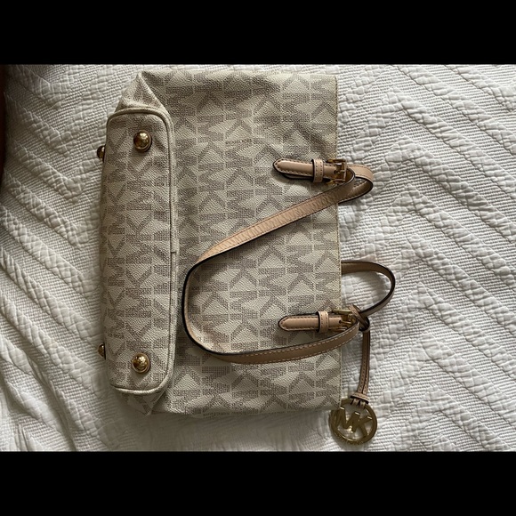 Michae Kors white logo handbag & wallet bundle - Picture 13 of 13